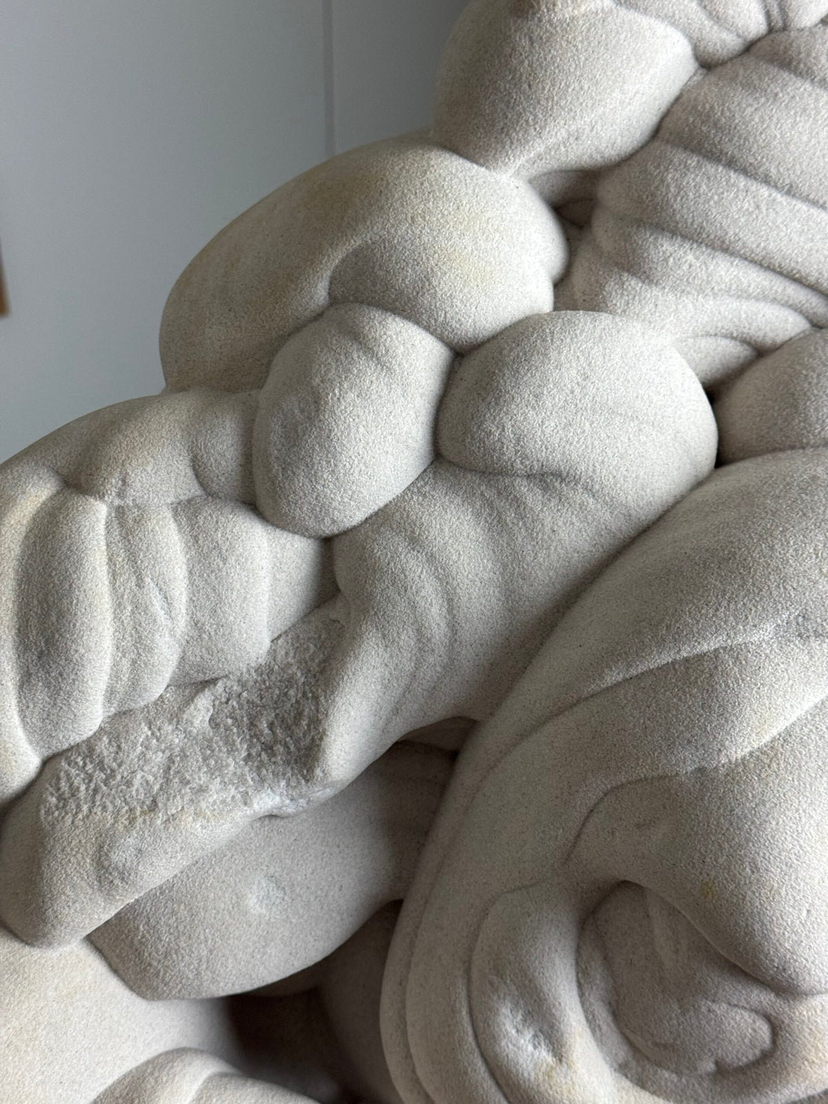 Giant Gogotte de Fontainebleau on Custom Stand, photo 10