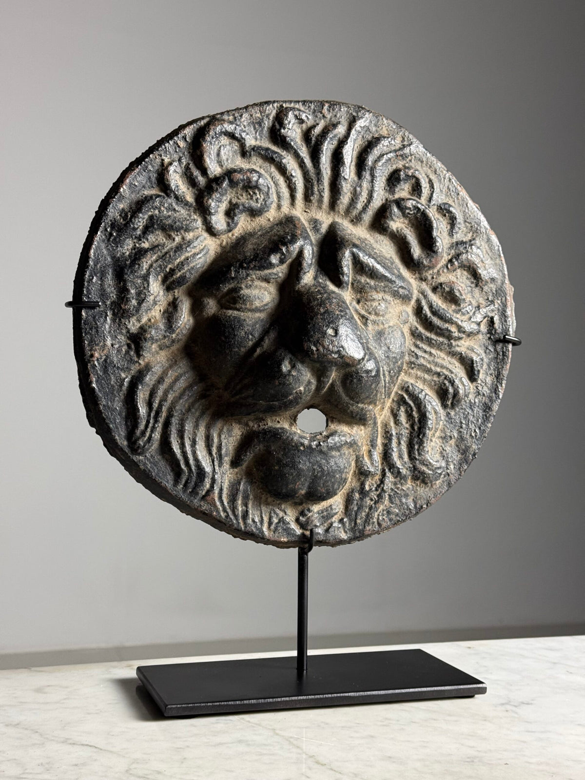 17th Century French Cast Iron Lion Head Fountain Mask on Stand, photo 2