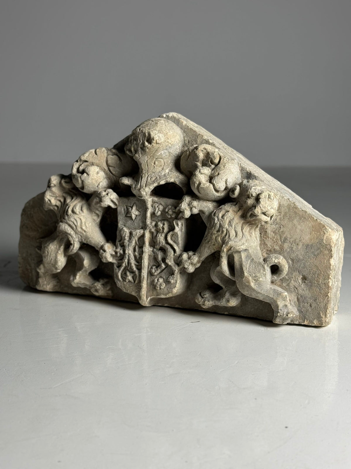 Hand Carved Limestone Coat of Arms, Dutch or Flemish, 18th Century, photo 11