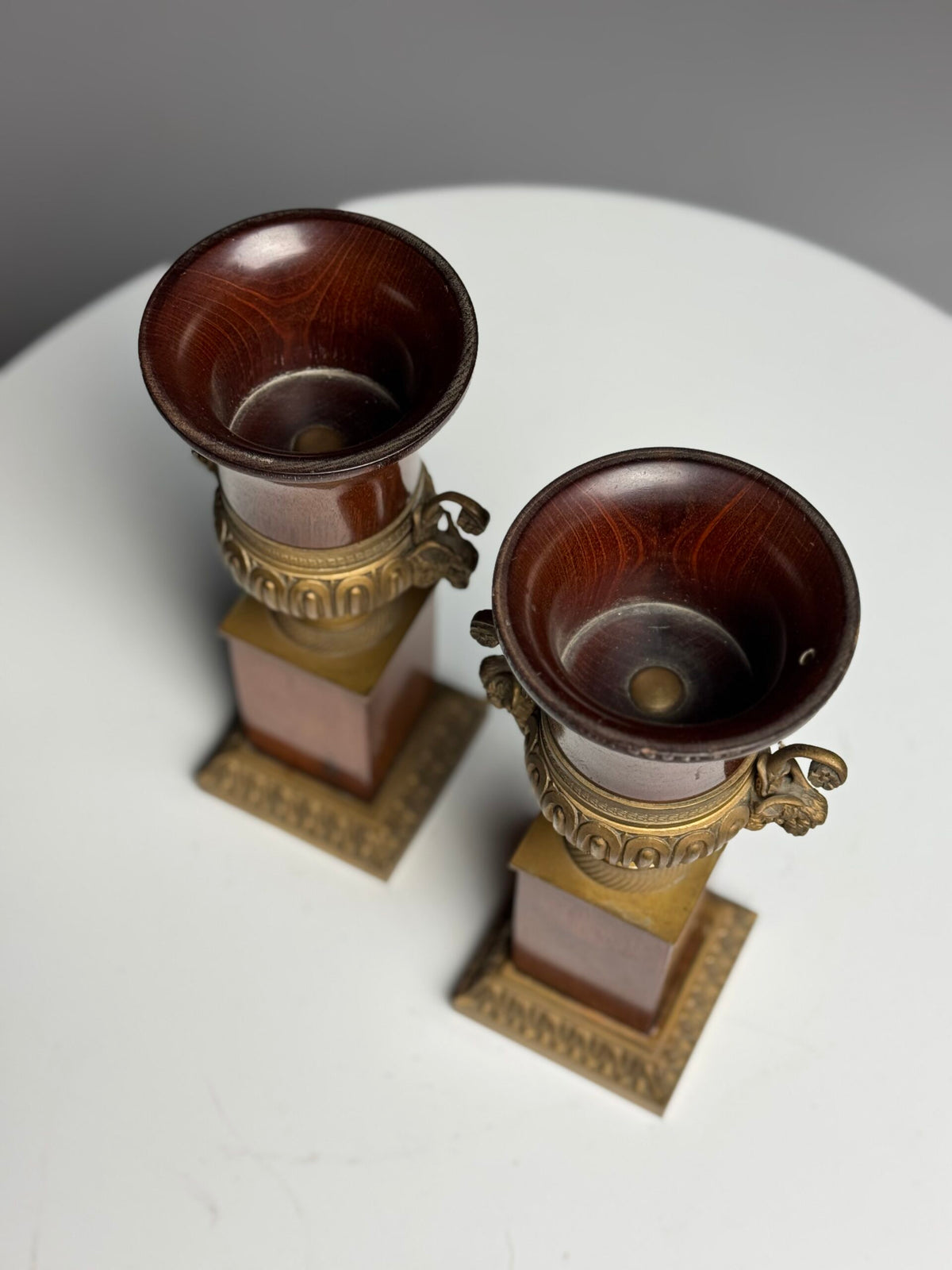 Pair of 19th Century Mahogany Vases with Gilt Bronze Ram's Heads, photo 7