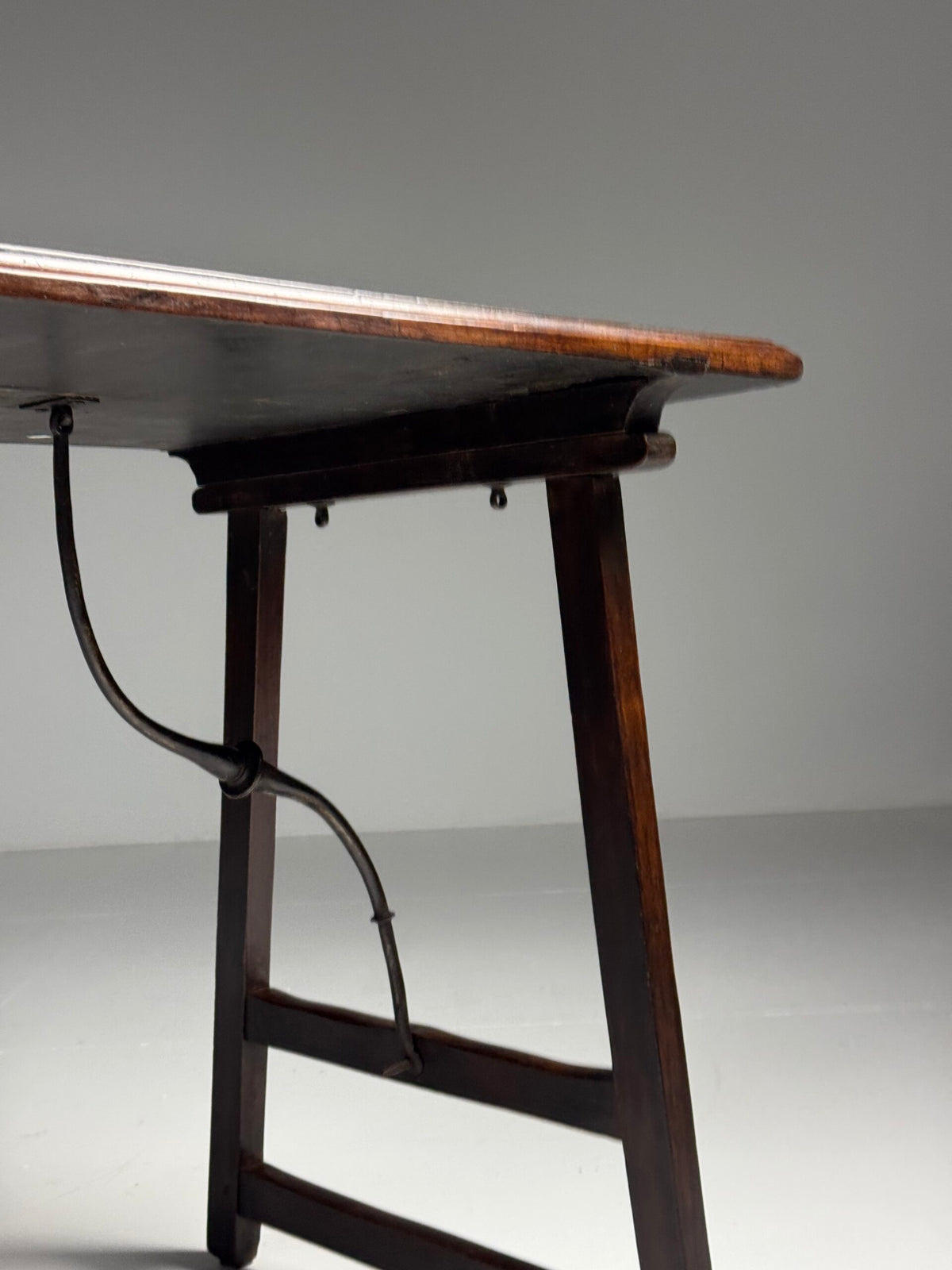 Spanish Walnut Console Table, 18th Century, photo 15