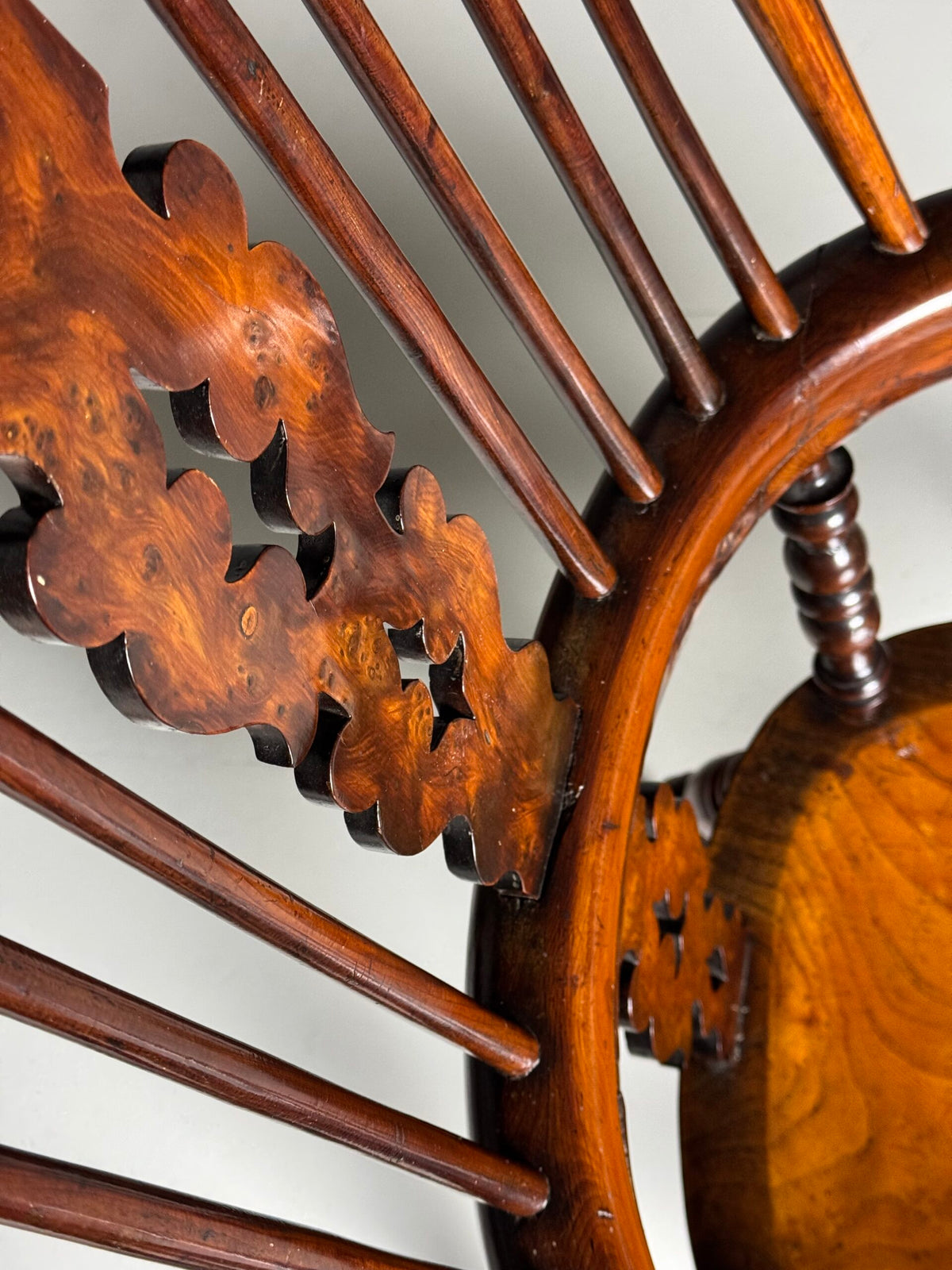 English Yew Wood Windsor Chair, c. 1800, photo 7