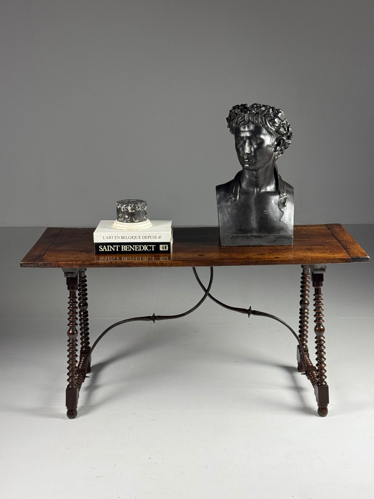 Spanish Walnut Console Table or Writing Table, 18th Century, photo 9