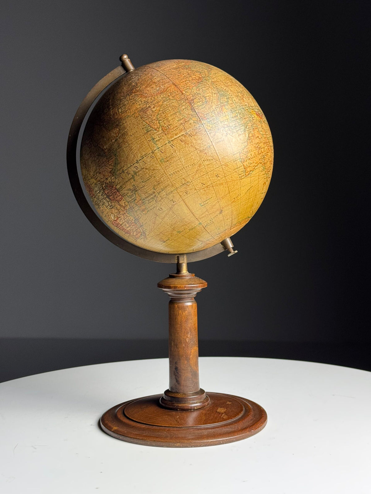 Small Erdglobus by Kartogr. Institut D. Reimer, Berlin, Mid 20th Century, photo 2