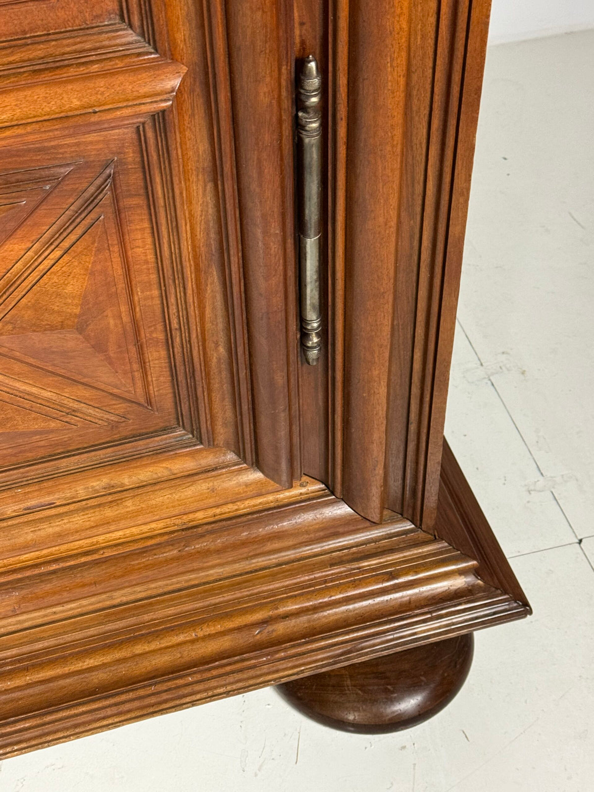Burgundy Walnut Cabinet, Late 19th Century, photo 7