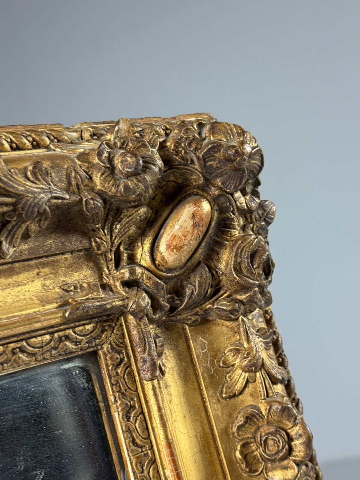 French Gilt Mirror with Weathered Glass, 19th Century, photo 12