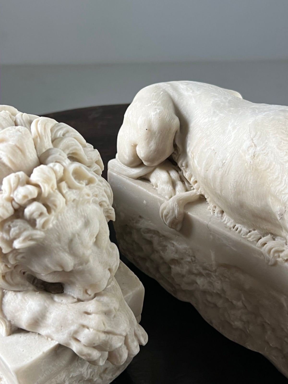 Pair of Marble Dust Canova Lions, Early 20th Century, photo 2