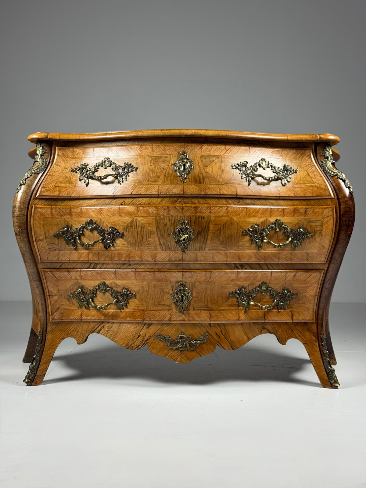 Swedish Rococo Marquetry Commode, 18th Century, photo 1