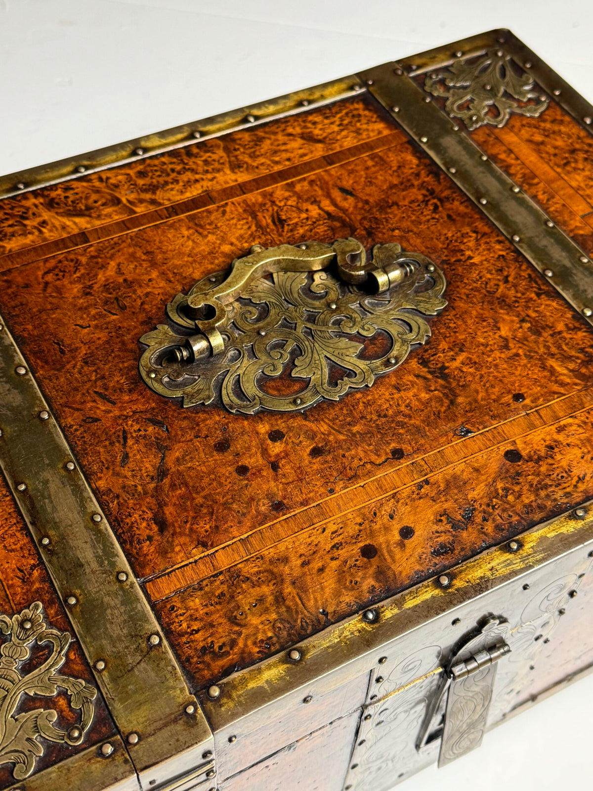 English Strongbox with Asian Interior and Double Bottom, c. 1700, photo 10