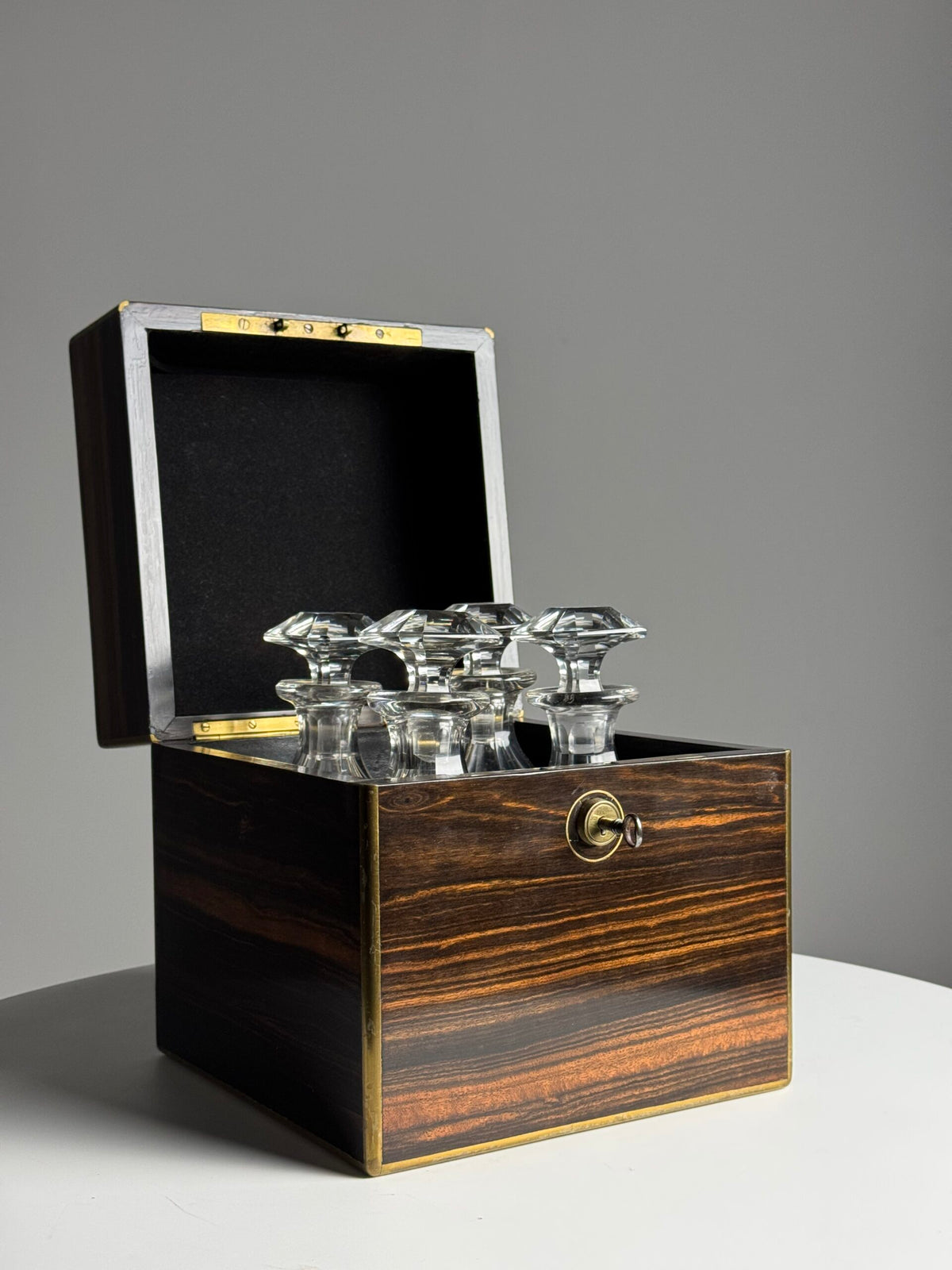 Late 19th Century Decanter Box with Bramah Lock, photo 1