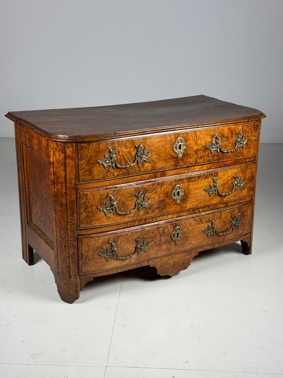 Large French Commode with Three Drawers, 18th Century, photo 30