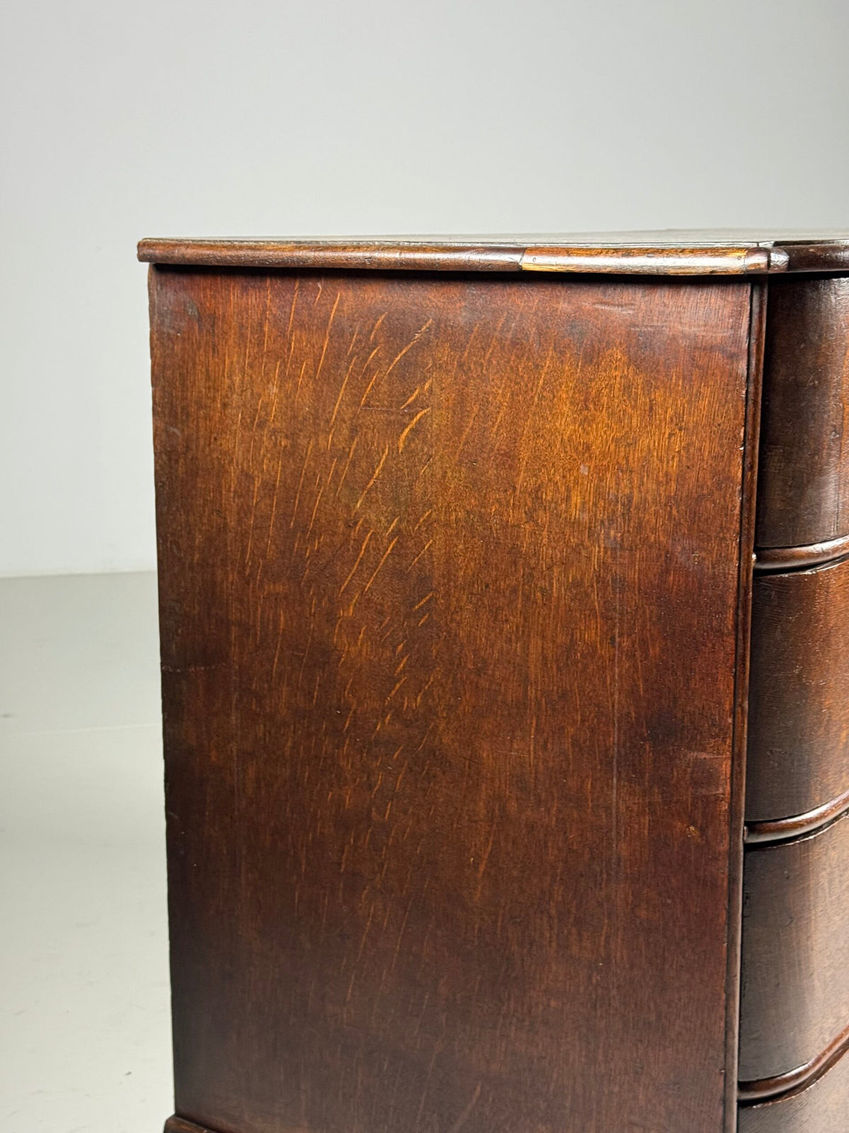 Dutch Oak Serpentine Chest of Drawers, c. 1760, photo 22