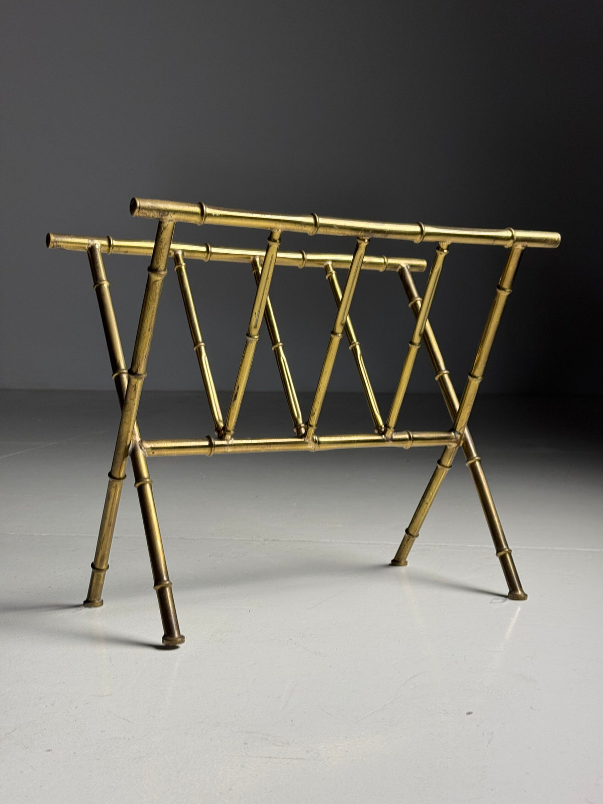 Faux Bamboo Magazine Rack, 20th Century, photo 1