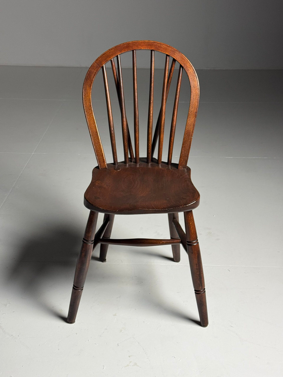 Set of Four English Windsor Spindle Back Chairs, Early 20th Century, photo 6