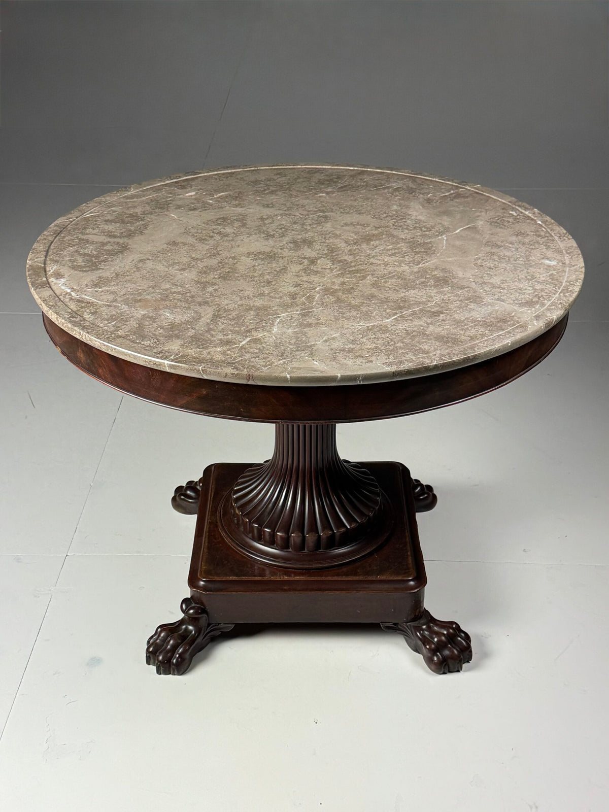 Early 19th Century French Mahogany Center Table with Claw Feet, photo 27