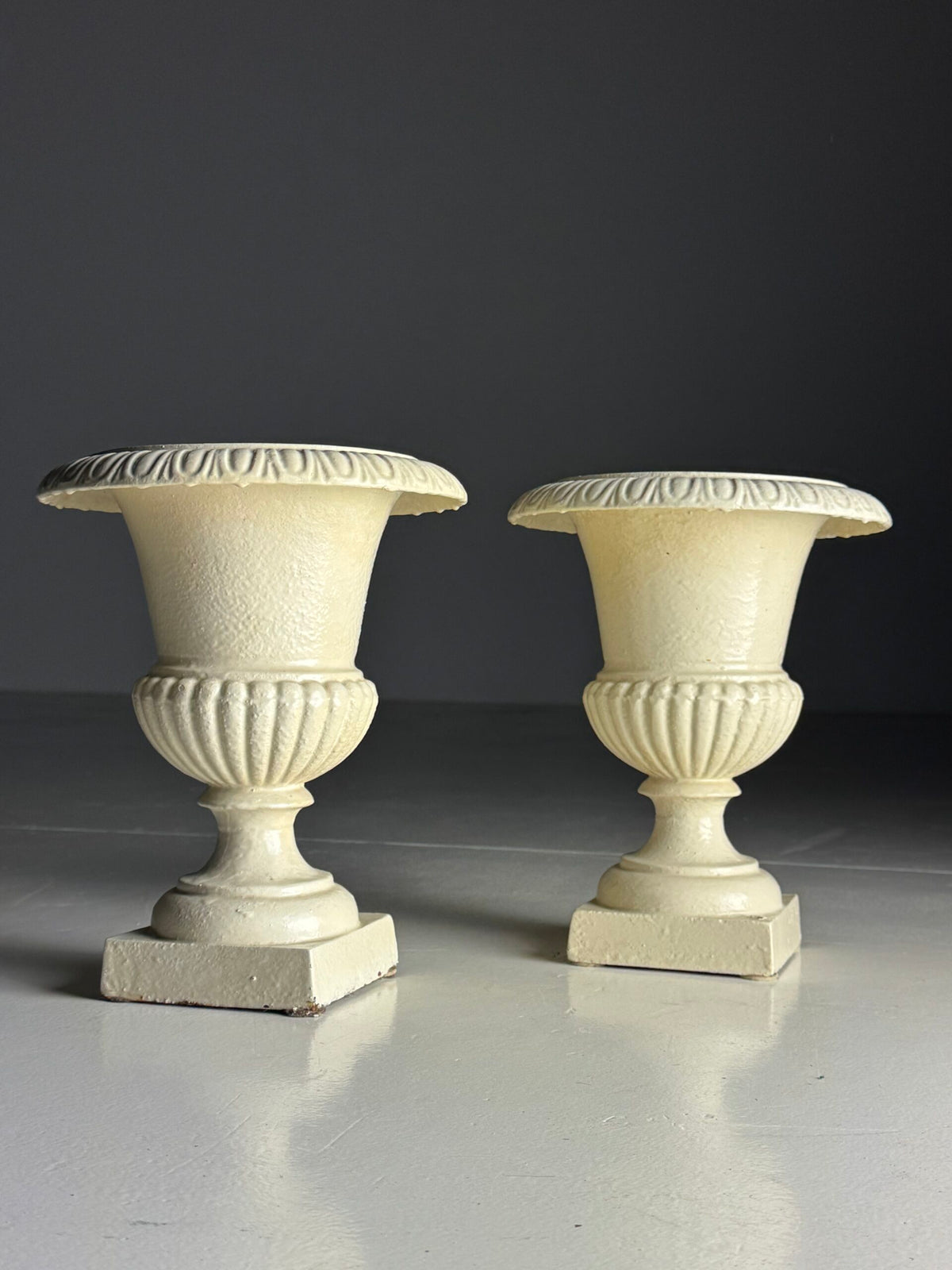 Pair of Small Cream Cast Iron Garden Urns, photo 5