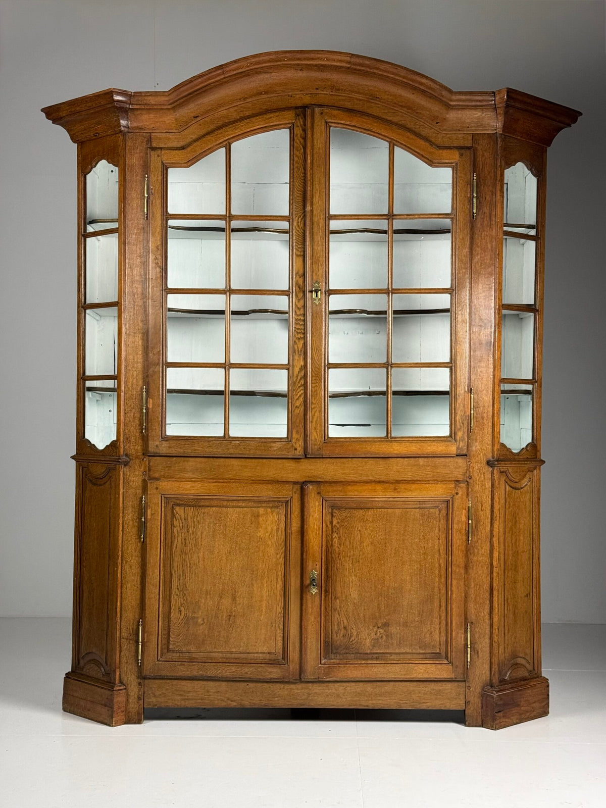 Very Large Belgian Oak Bookcase or Buffet Cabinet, c. 1800, photo 30