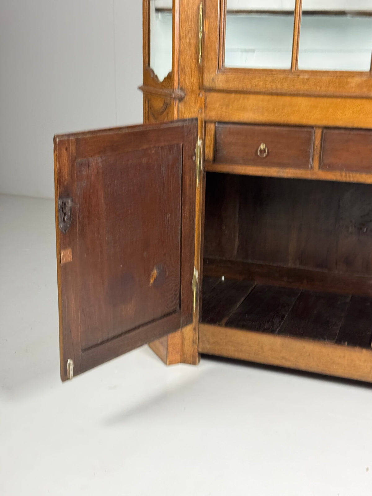 Very Large Belgian Oak Bookcase or Buffet Cabinet, c. 1800, photo 26