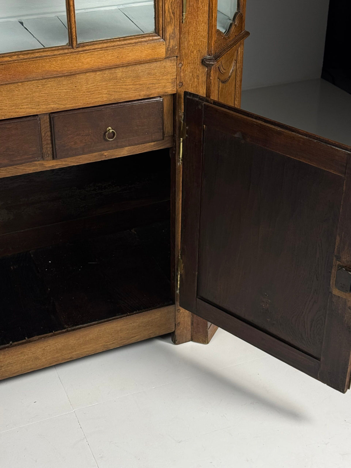 Very Large Belgian Oak Bookcase or Buffet Cabinet, c. 1800, photo 24