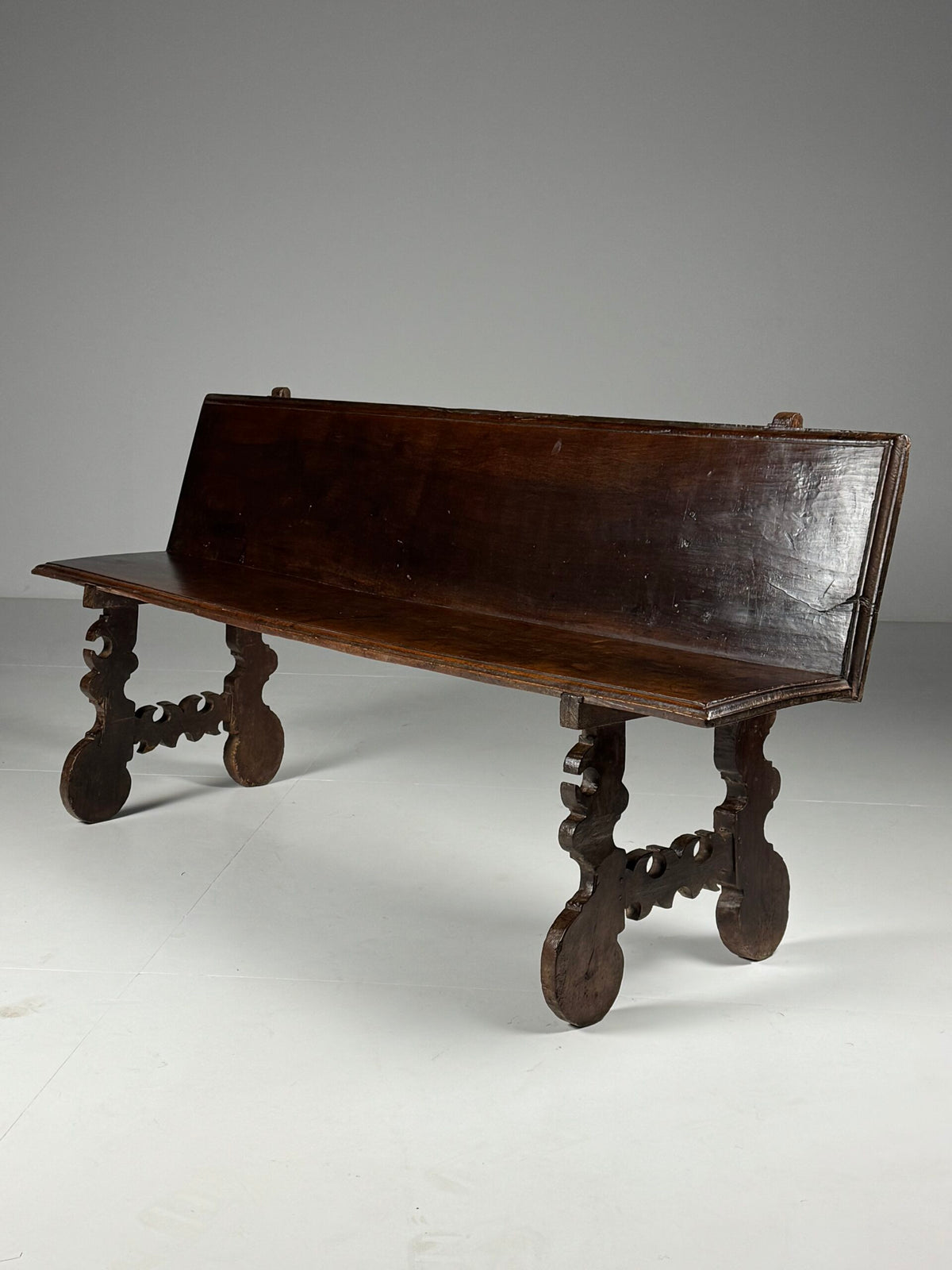 Spanish Solid Walnut Bench, 18th Century, photo 1