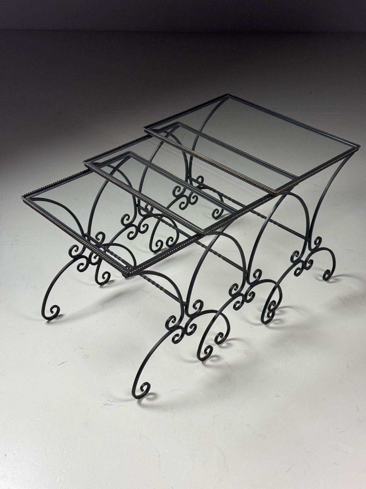 Set of Three Large Wrought Iron Nesting Tables, 20th Century, photo 1