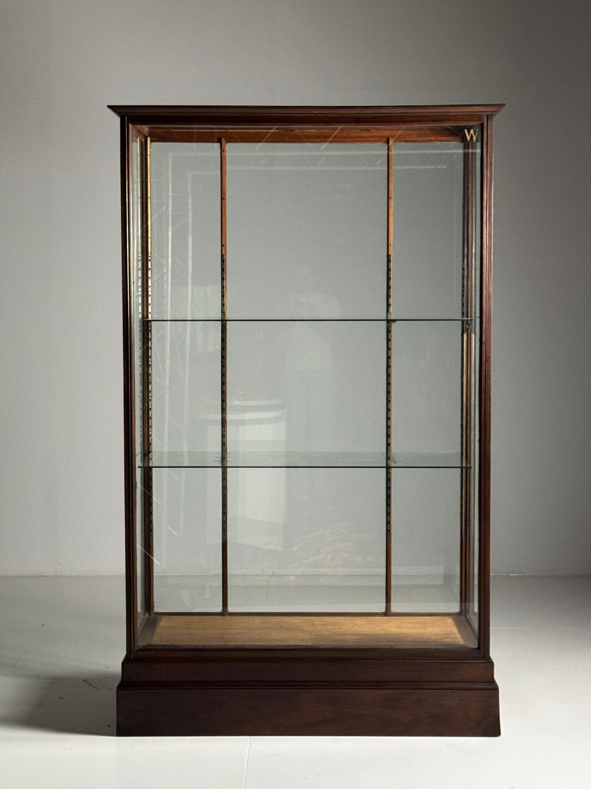 Classic Mahogany Display Cabinet, Belgium, 1900 to 1920, photo 1