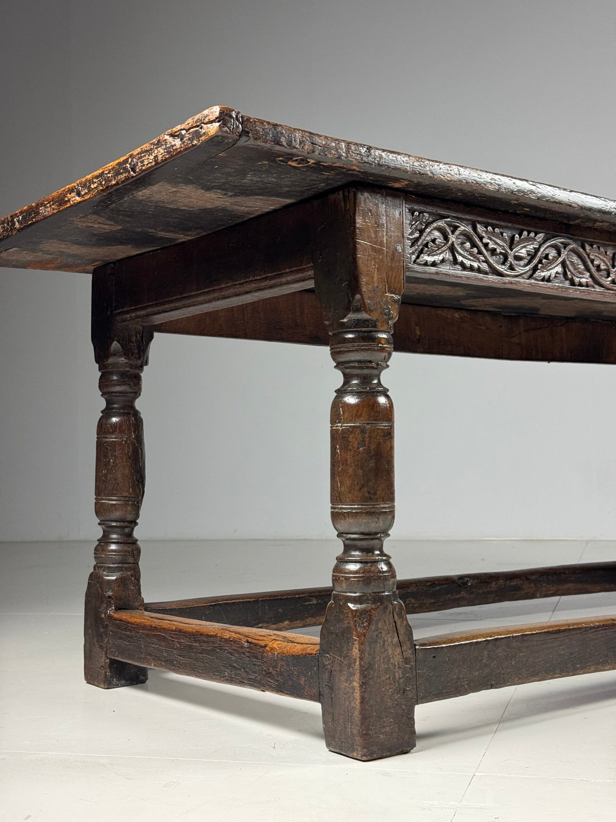 17th Century Oak Refectory Table with Carved Leaf Rail, photo 3