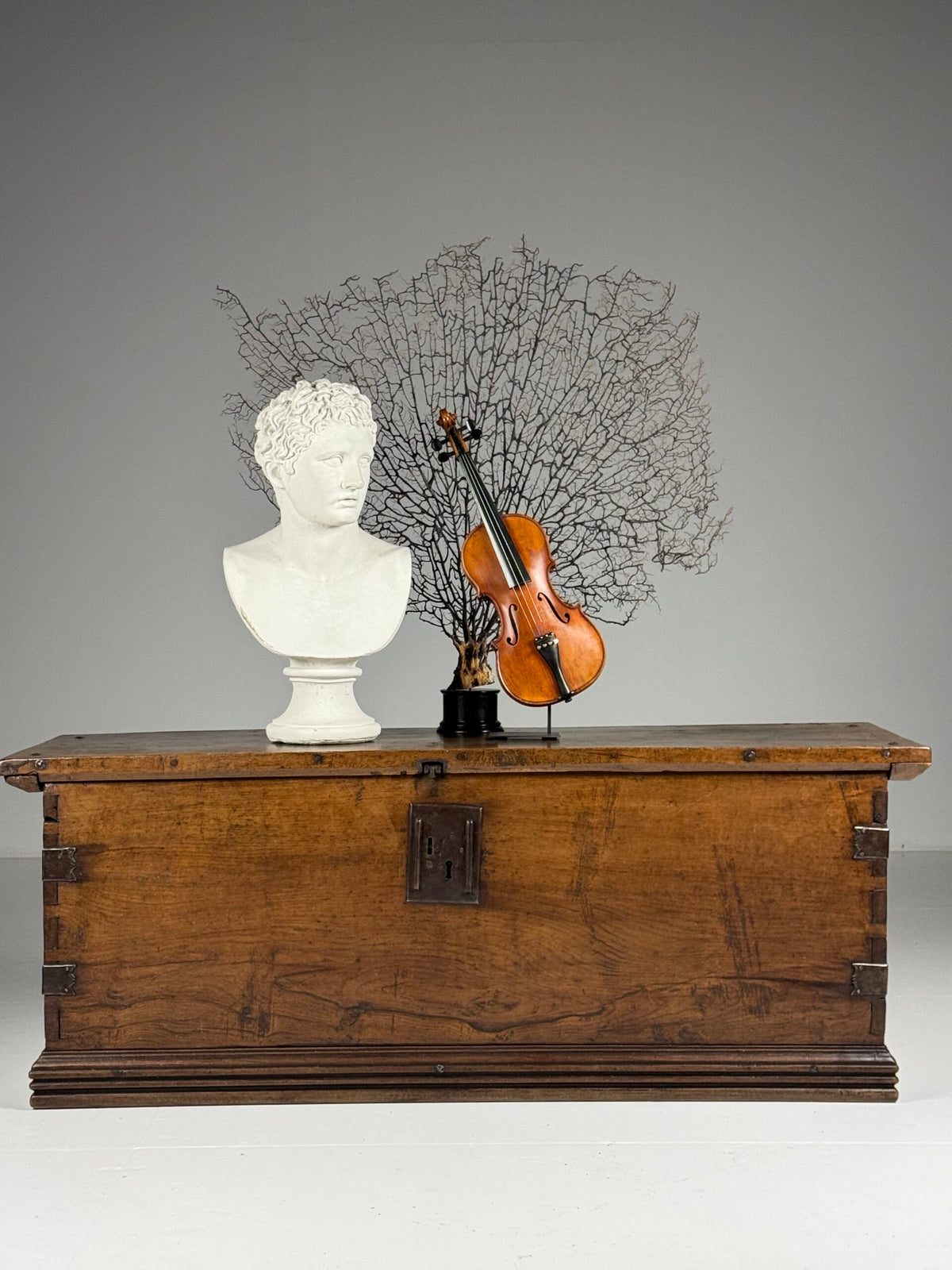 Large Spanish Walnut Chest, 18th Century, photo 12