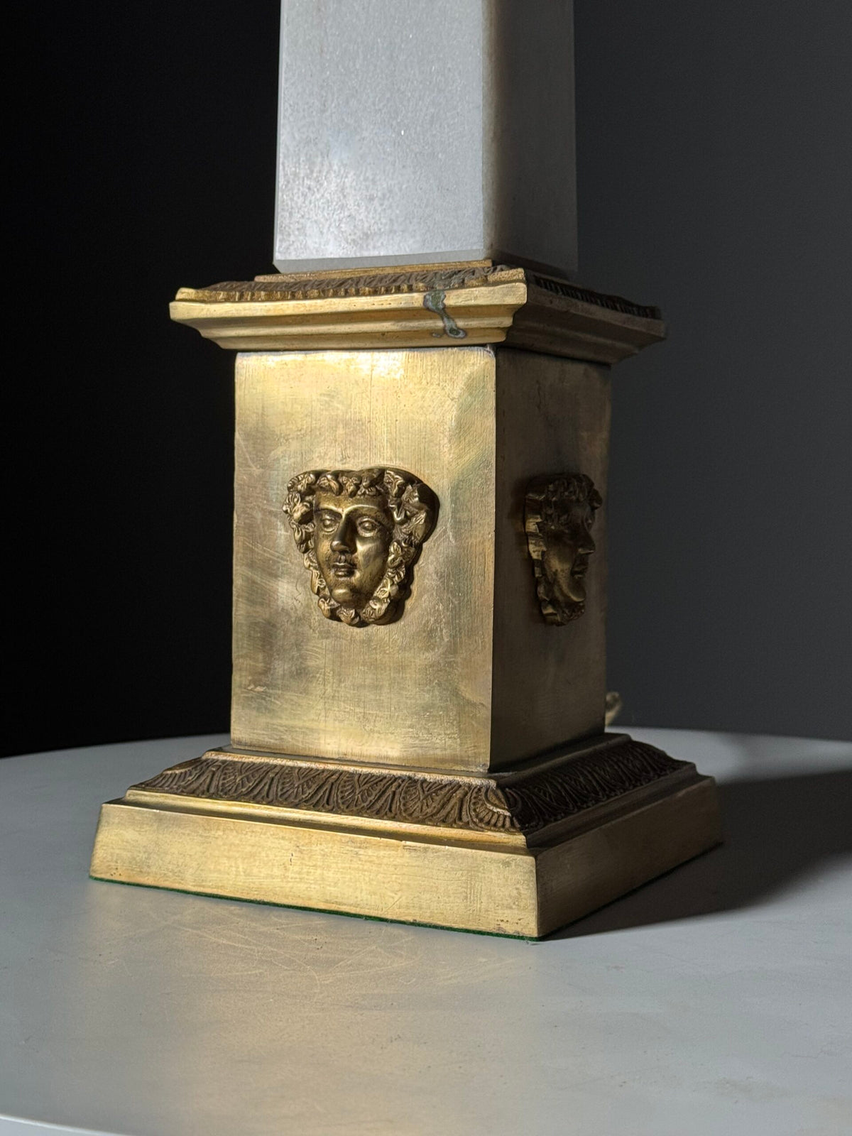 Neoclassical Marble Obelisk Table Lamp with Brass Base, 1970s, photo 7