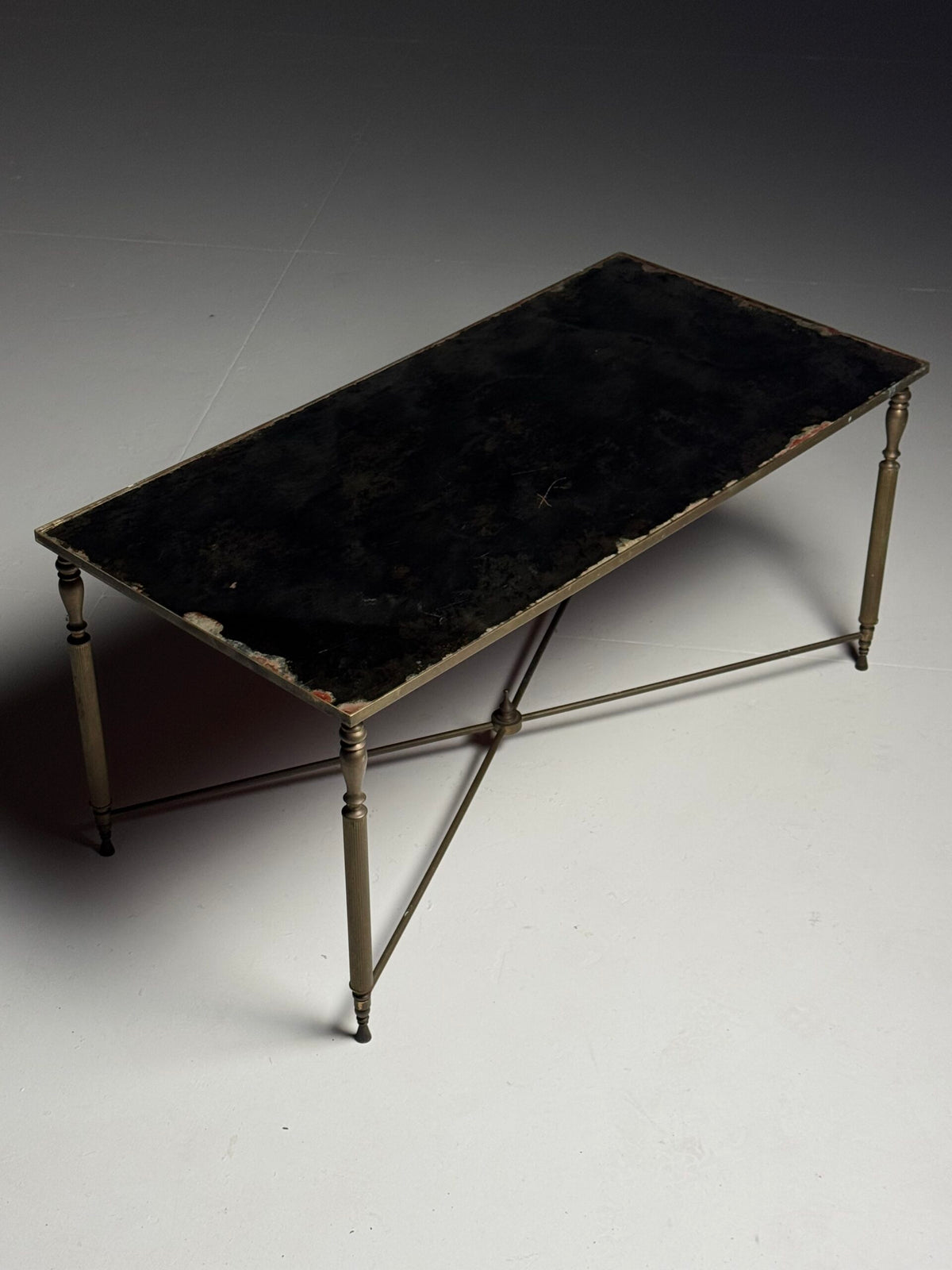 Mid Century Coffee Table with Weathered Mirror Glass Top, photo 1
