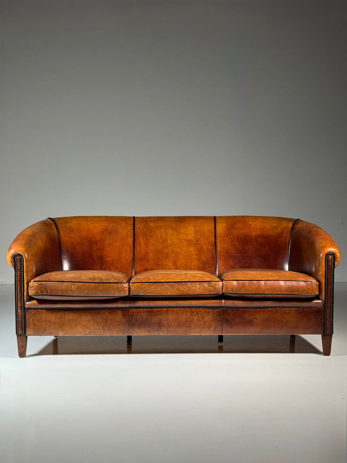 Spacious Three Seater Sheepskin Leather Sofa, photo 1