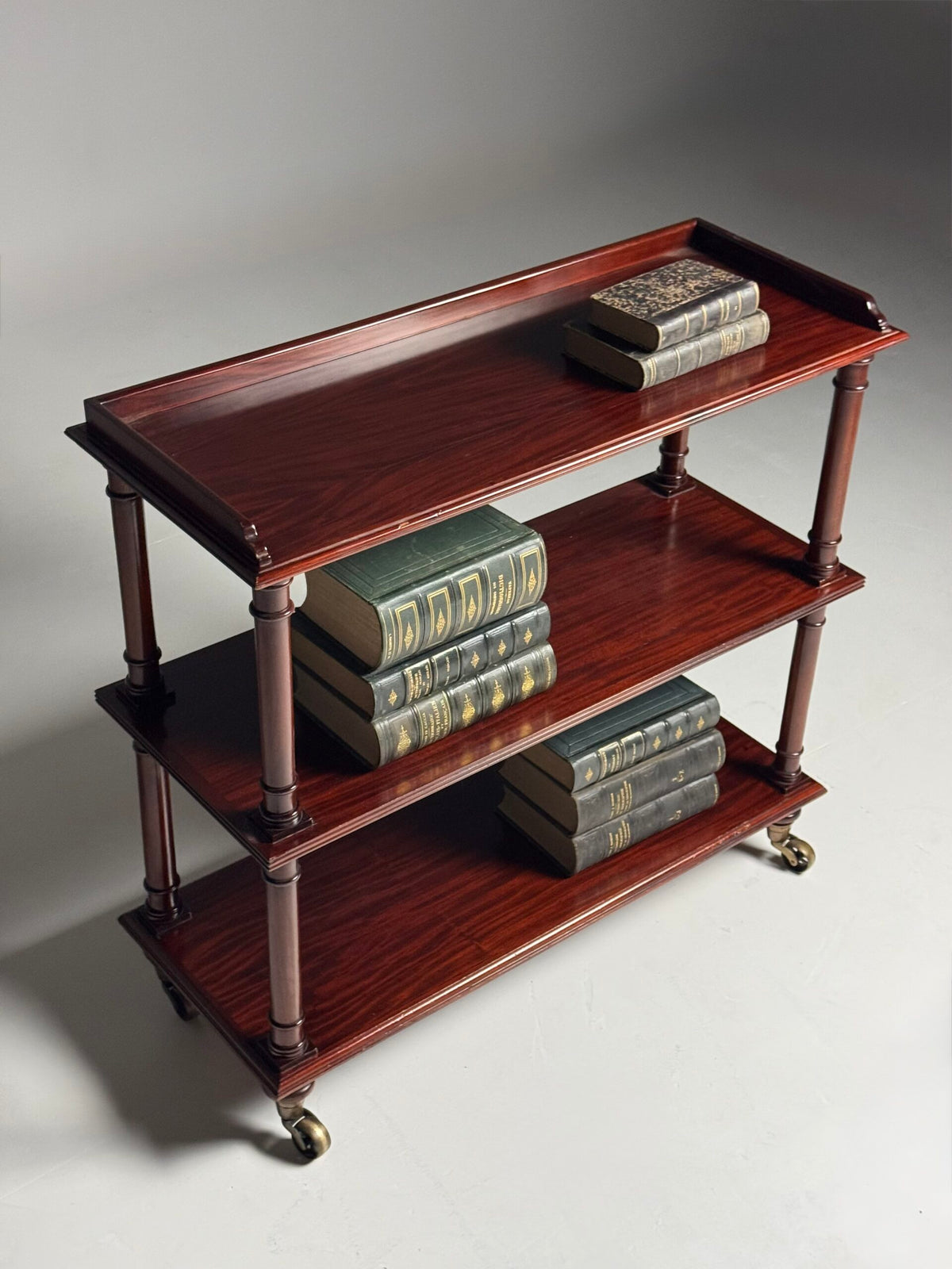Mahogany Etagere on Brass Castors, 20th Century, photo 1