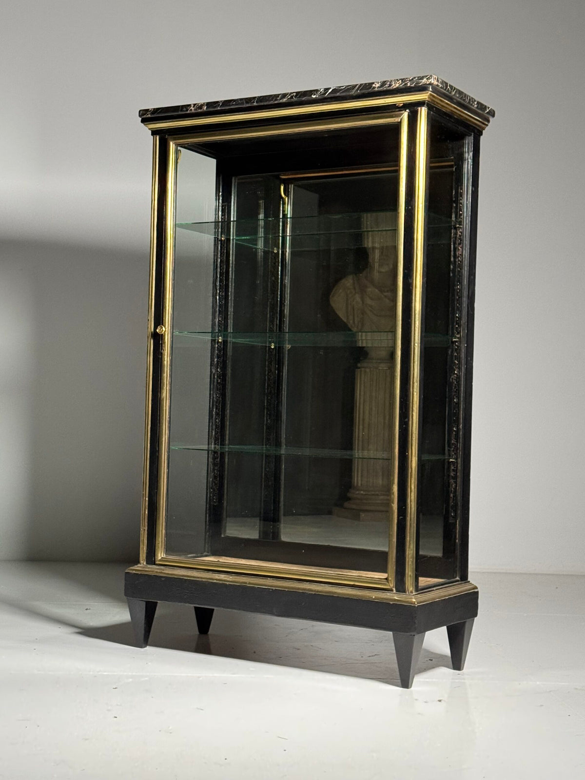 French Napoleon III Ebonised Display Cabinet with Brass Trim, photo 2