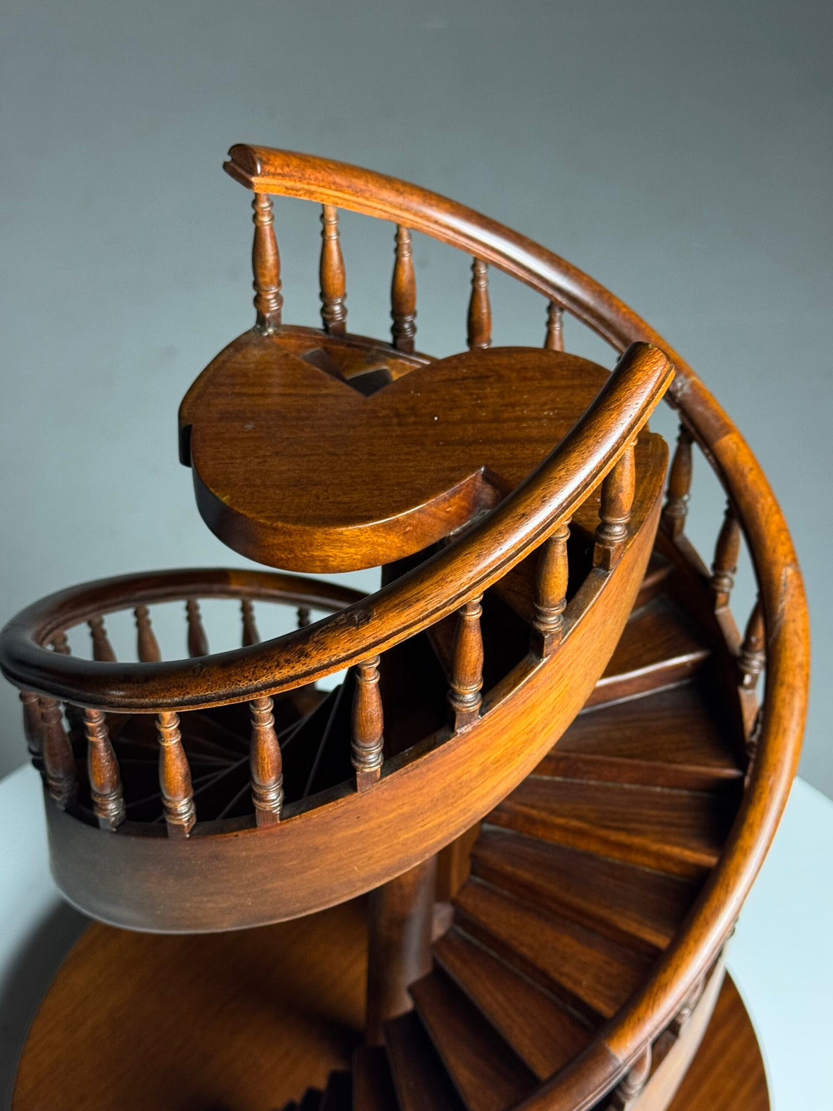 Mid 20th Century Mahogany Double Spiral Staircase Model, photo 11