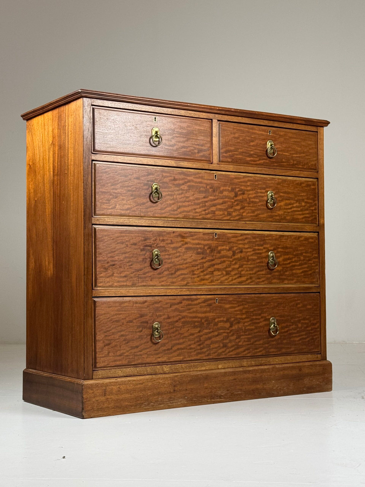 Harrods Mahogany Chest of Drawers, London, photo 1