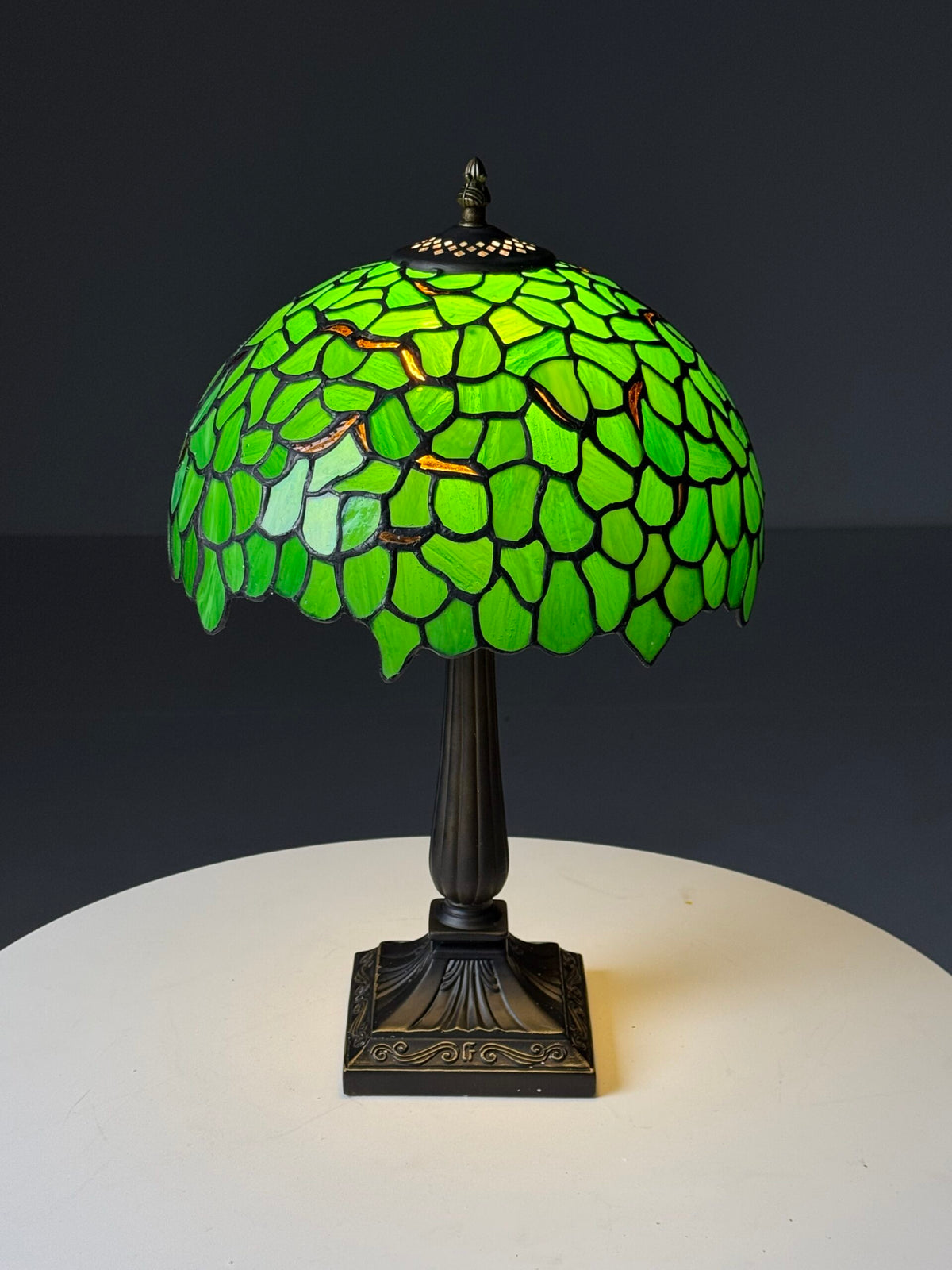 Tiffany Style Green Glass Table Lamp, photo 8