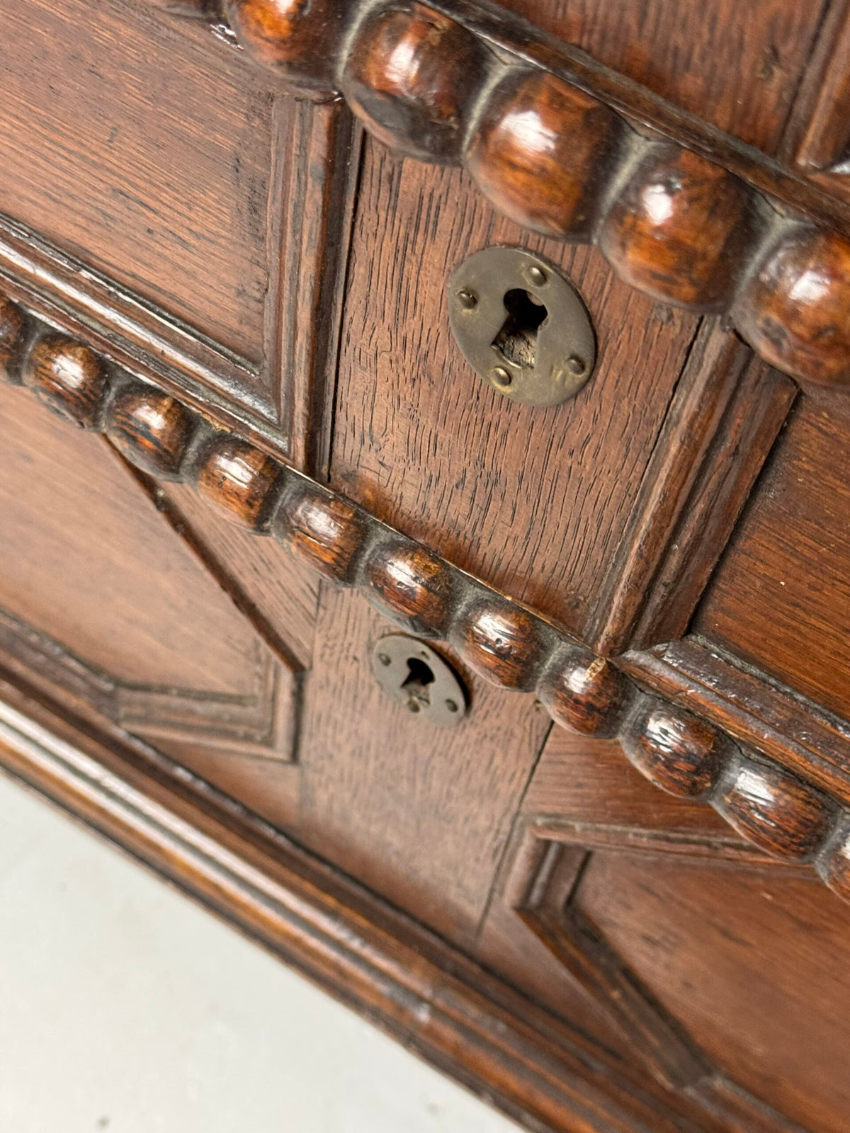 English Oak Chest of Drawers, William and Mary Period, Late 17th Century, photo 13