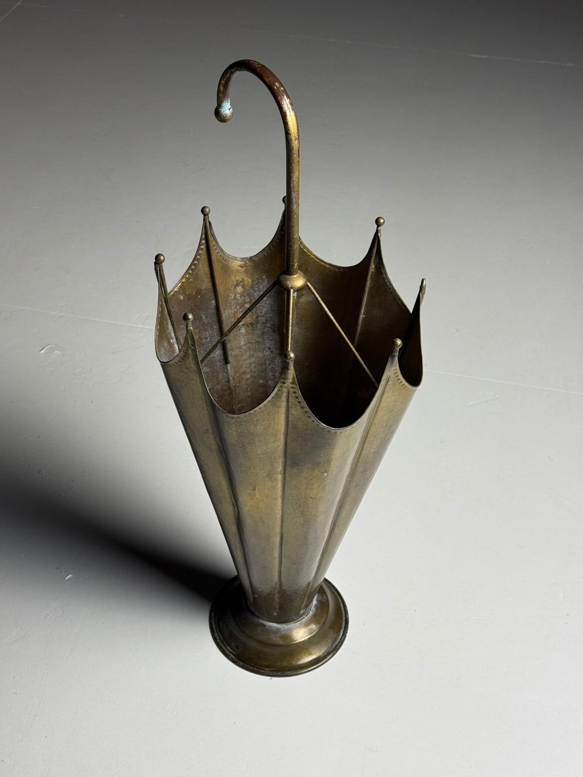 Copper Umbrella Stand in the Shape of an Umbrella, photo 1