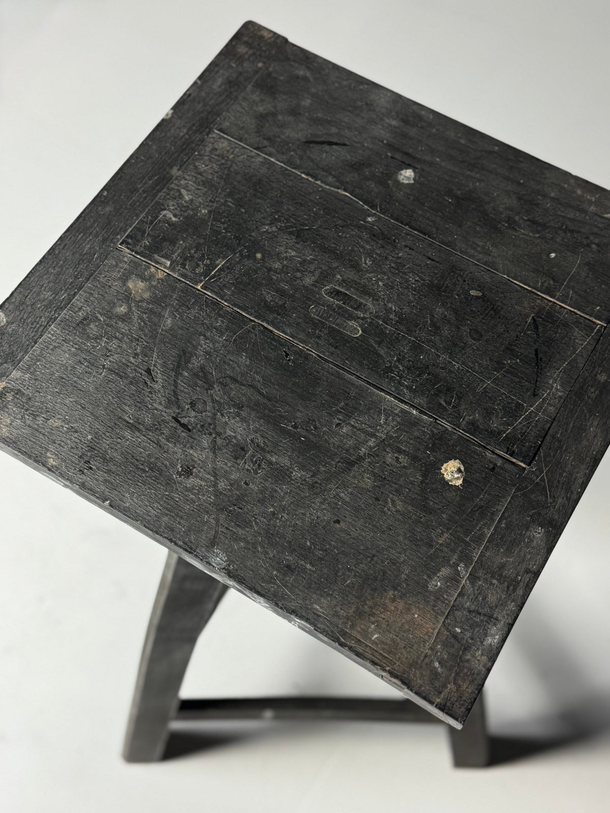 Vintage Ebonised Oak Sculpture Stand, Paris, Mid 20th Century, photo 2