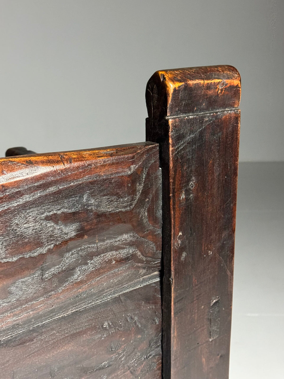 Large Spanish Walnut Chair, 18th Century, photo 4
