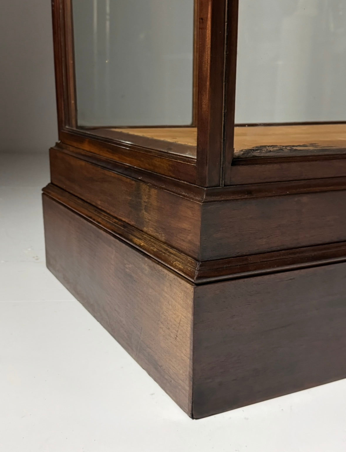 Classic Mahogany Display Cabinet, Belgium, 1900 to 1920, photo 2