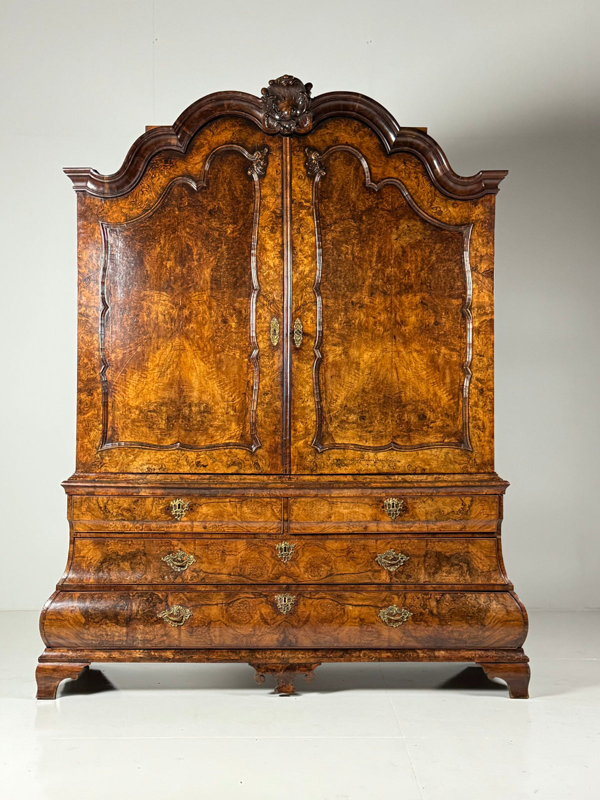 Dutch Burr Walnut Cabinet, circa 1740, photo 1