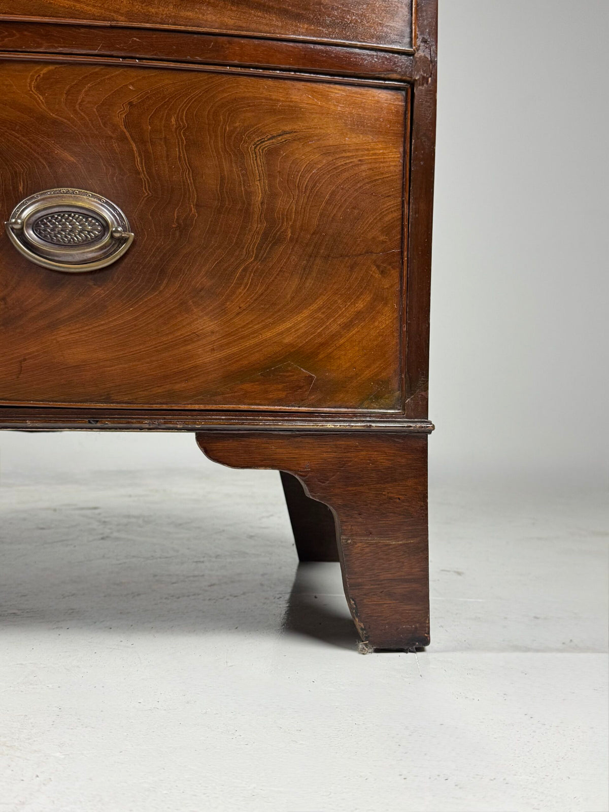 Mahogany Bowfront Chest of Drawers, England, Late 19th Century, photo 9
