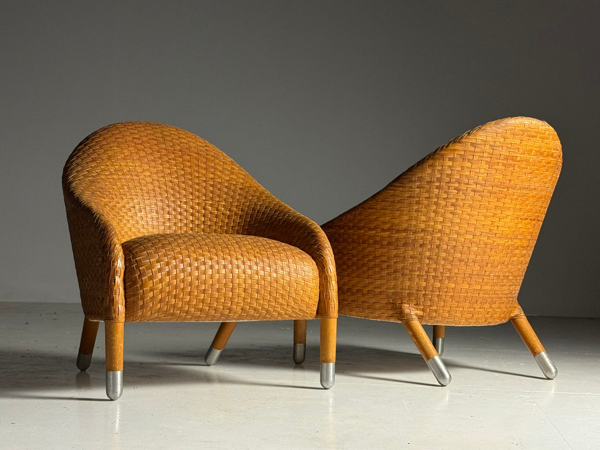 Pair of B&B Italia Cognac Leather Club Chairs by Antonio Citterio, photo 15