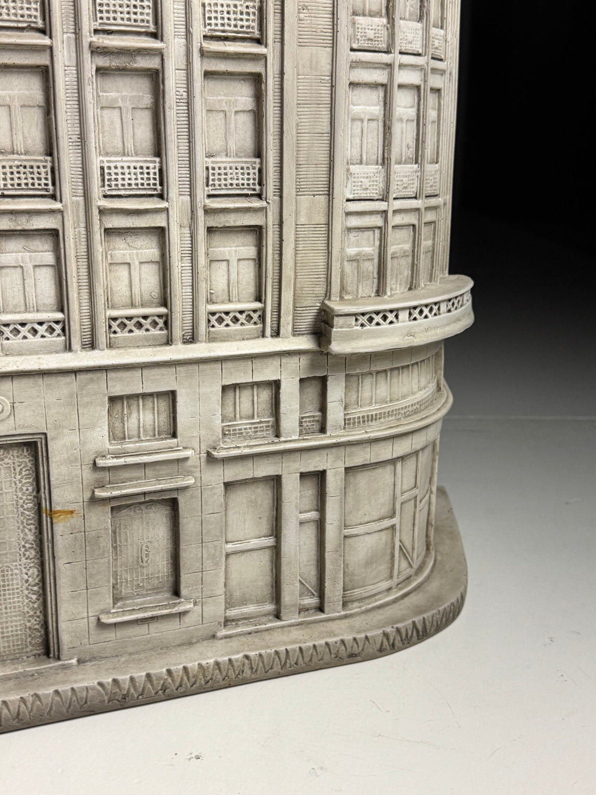 Large Scale Model of the Caisse Fraternelle de Capitalisation, Lille, photo 10