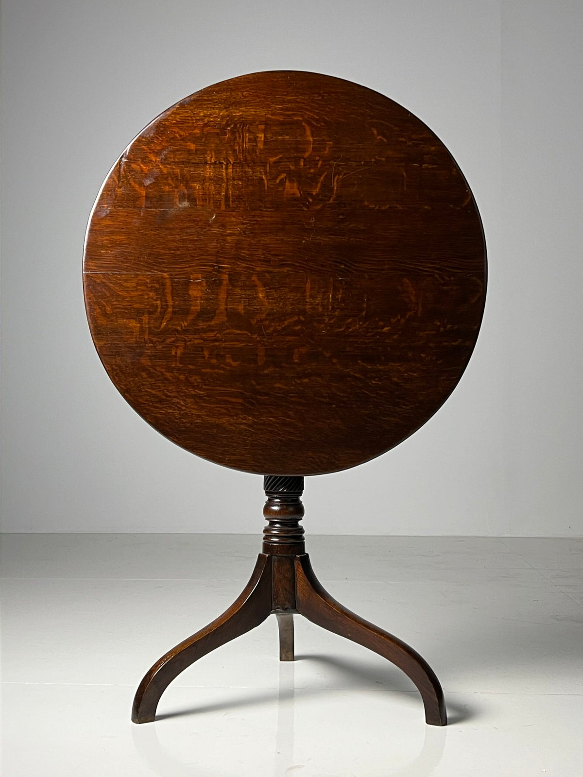 English Solid Oak Tilt Top Table, 19th Century, photo 1