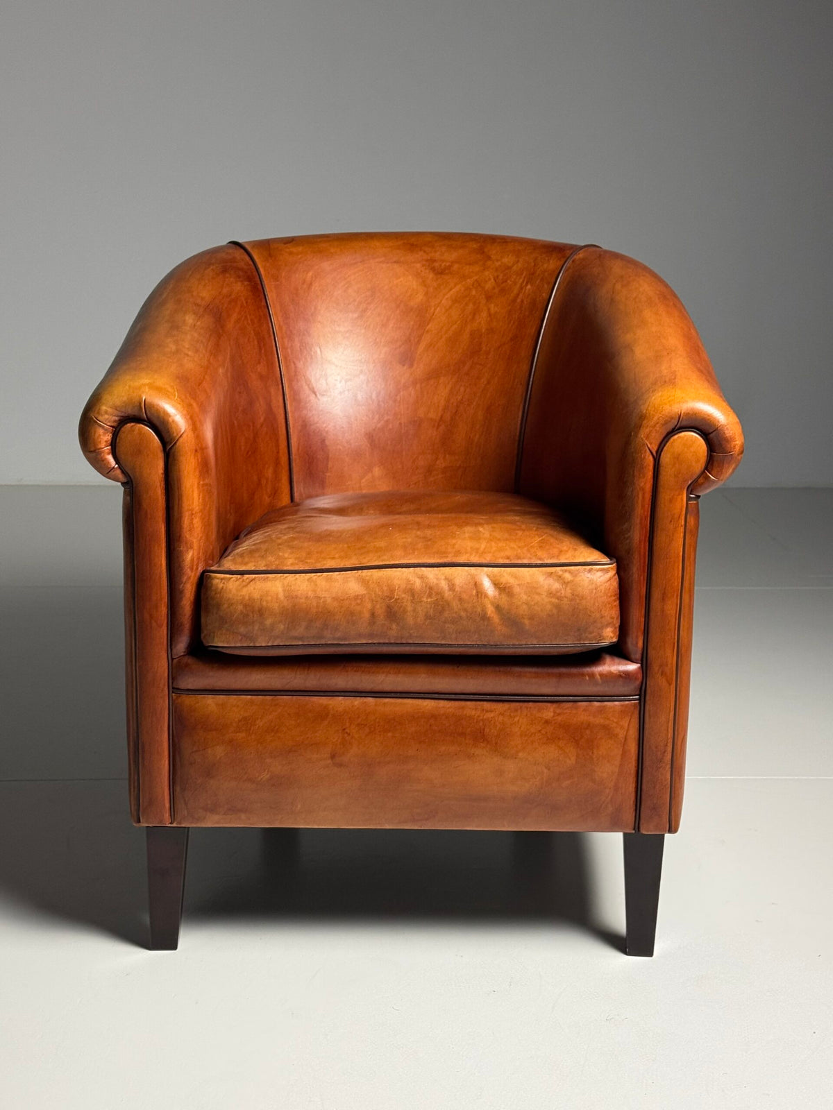 Pair of Sheepskin Club Armchairs in New Condition, photo 7