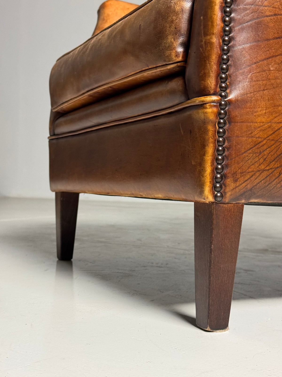 Sheepskin Club Chair in Country House Style, photo 13