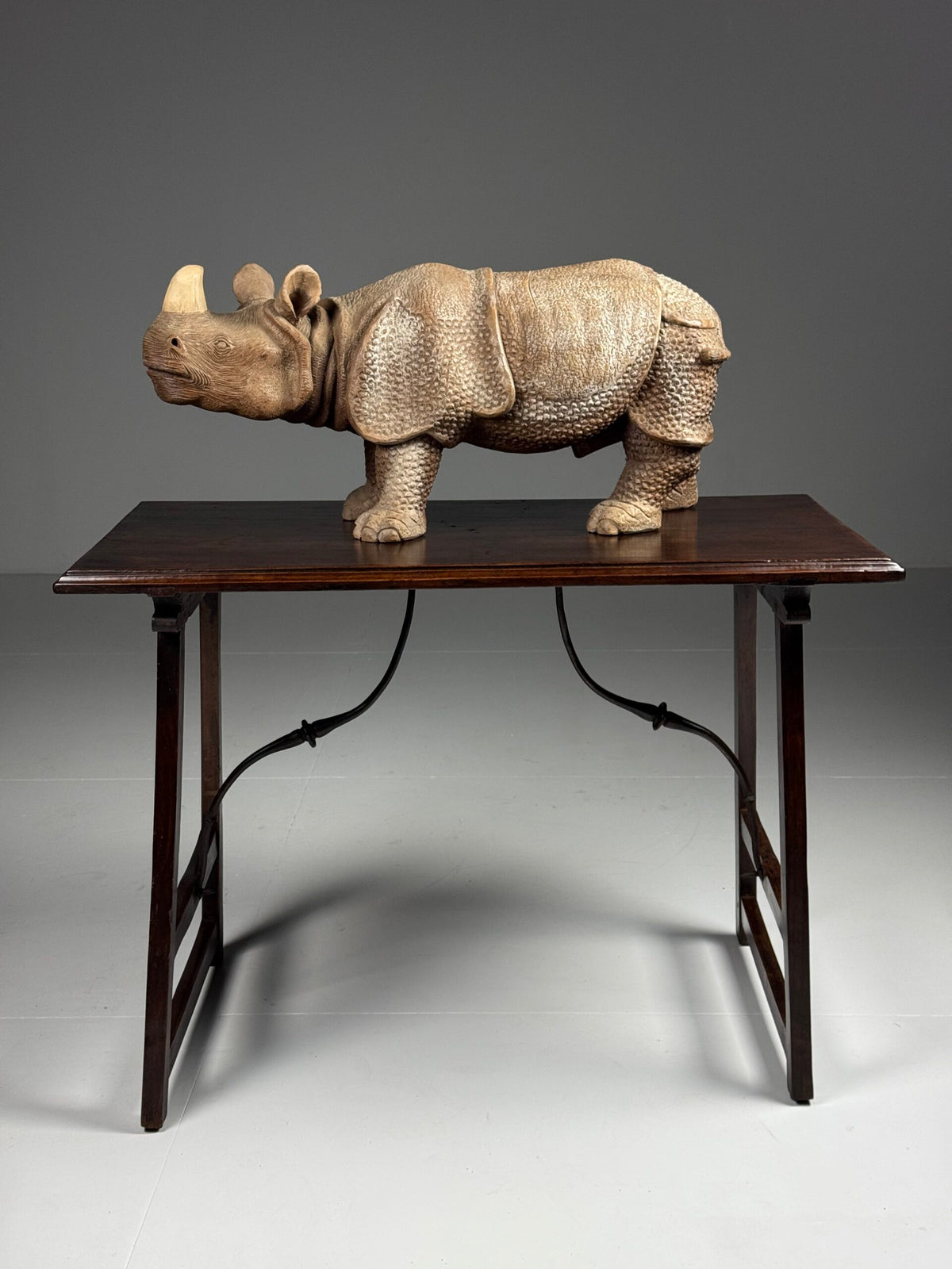 Spanish Walnut Console Table, 18th Century, photo 8