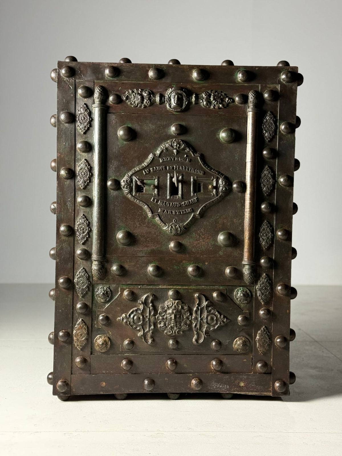 French Hobnail Safe by Magaud de Charf, Marseille, 1850 to 1890, photo 3